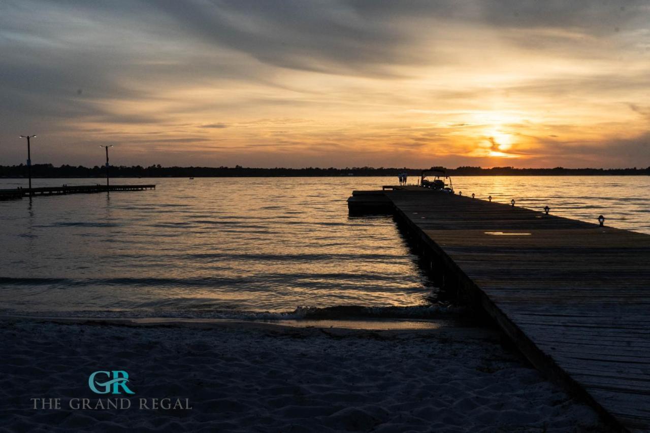 The Grand Regal Resort Elizabethtown Exteriér fotografie